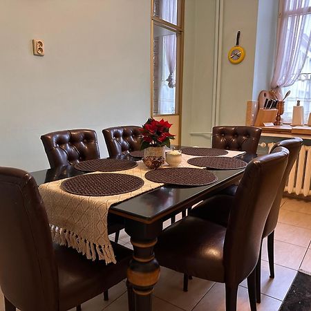 Exclusive Apartment Chmielna Street 95M2 Warsaw Luaran gambar