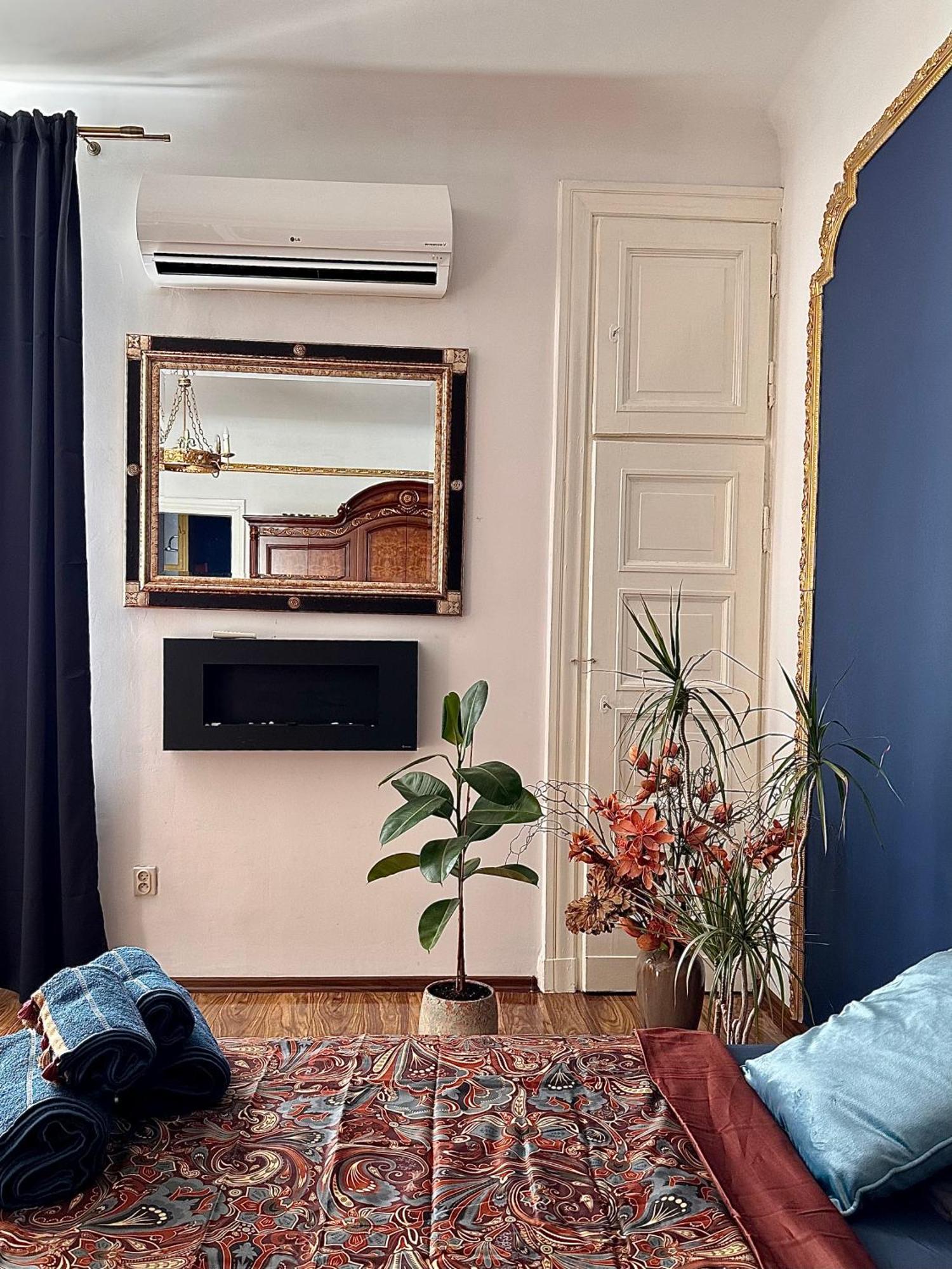 Exclusive Apartment Chmielna Street 95M2 Warsaw Luaran gambar